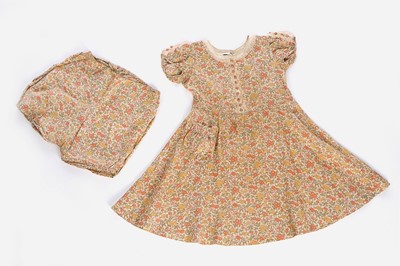 Lot 16 - A good pair of Smith & Co Liberty printed silk...