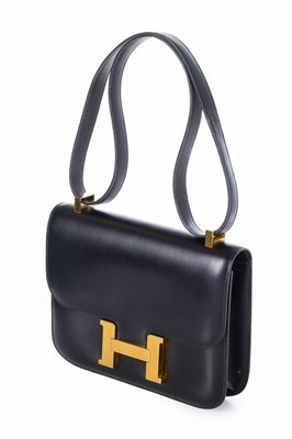 Lot 6 - An Hermès black box leather Constance bag with...