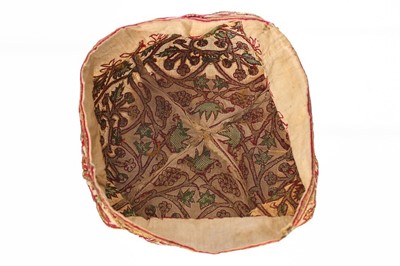 Lot 25 - A fine and rare gentleman's undress cap,...