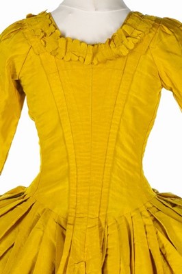 Lot 29 - A brilliant yellow silk open robe l'Anglaise,...