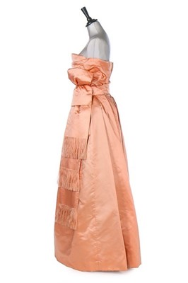 Lot 89 - A Christian Dior London salmon-pink satin ball...