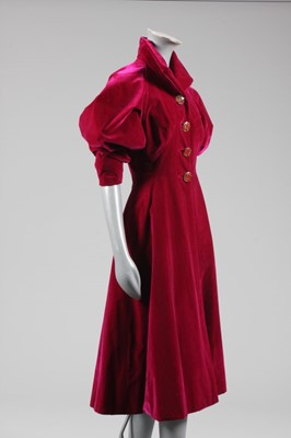 Lot 53 - An Elsa Schiaparelli couture deep fuchsia...