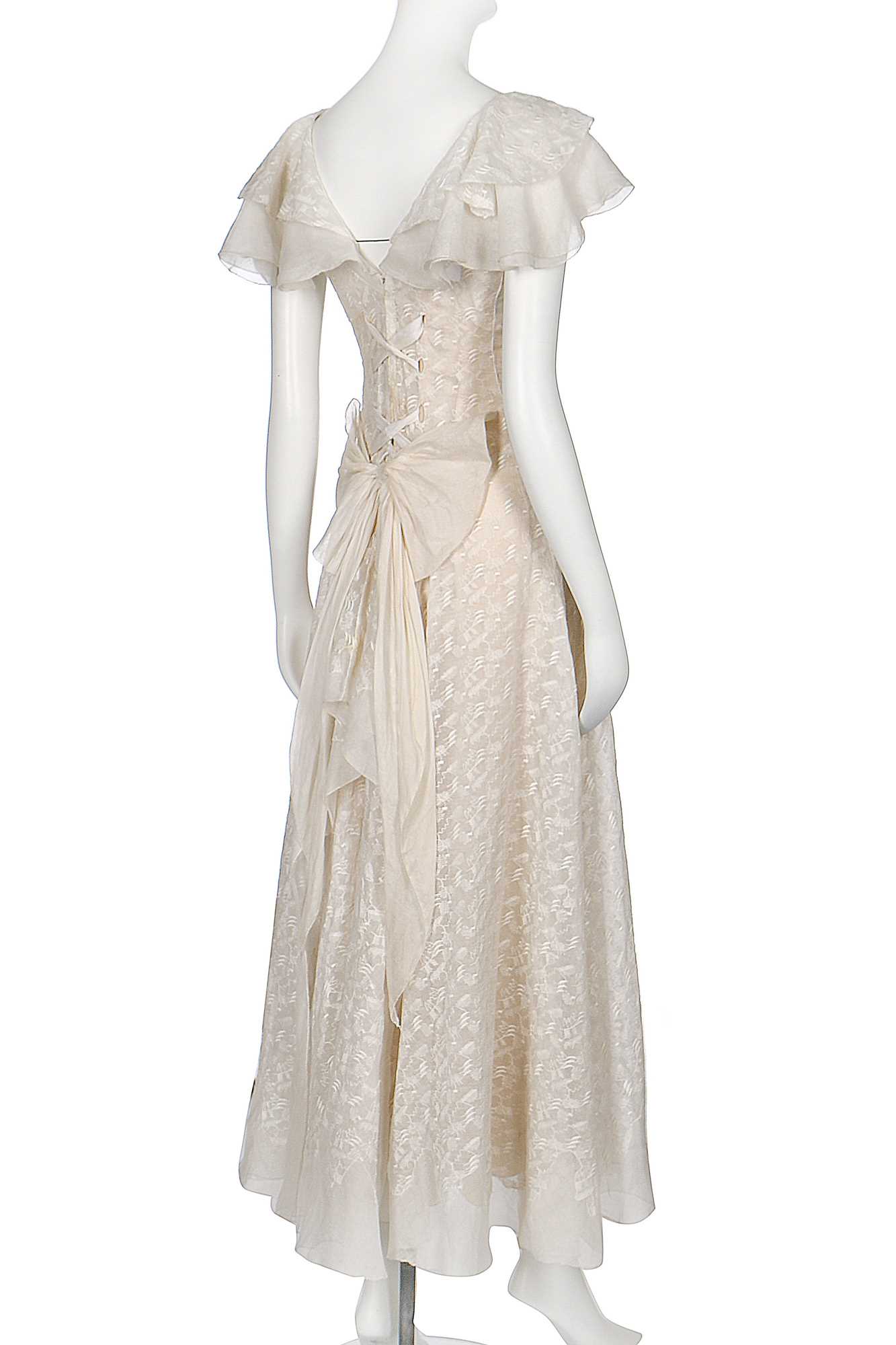 Lot 79 - A fine Chanel couture embroidered organdie Lot 79 - A fine Chanel couture embroidered organdie