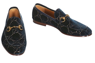 Lot 114 - A pair of Gucci men's cut velvet loafers, 2000s
