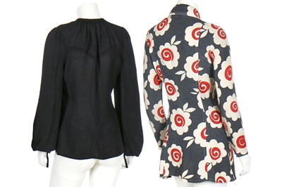Lot 130 - An Ossie Clark/Celia Birtwell printed moss-crêpe jacket/shirt, 1970s