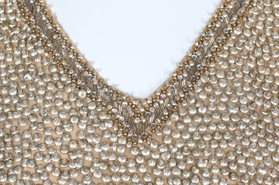 Lot 171 - An Oscar de la Renta embellished silk-chiffon ensemble, 2000s