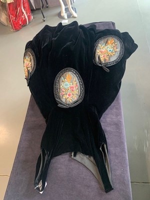Lot 237 - A black velvet cocktail dress, probably Pierre Balmain, circa 1955