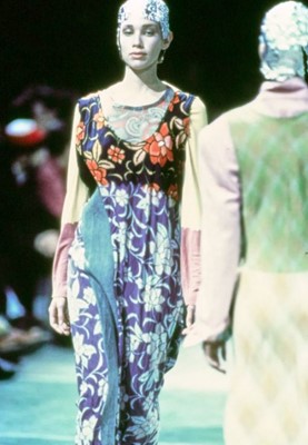 Lot 404 - A Rei Kawakubo for Comme des Garçons tropical floral printed rayon two-piece ensemble, 'Synergy' collection, Autumn-Winter 1993