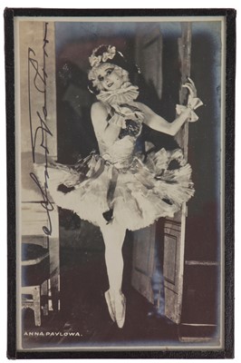 Lot 299 - Two Pavlova autographed postcards