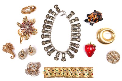 Lot 73 - A group of mainly gilt metal jewellery, mainly 1980s