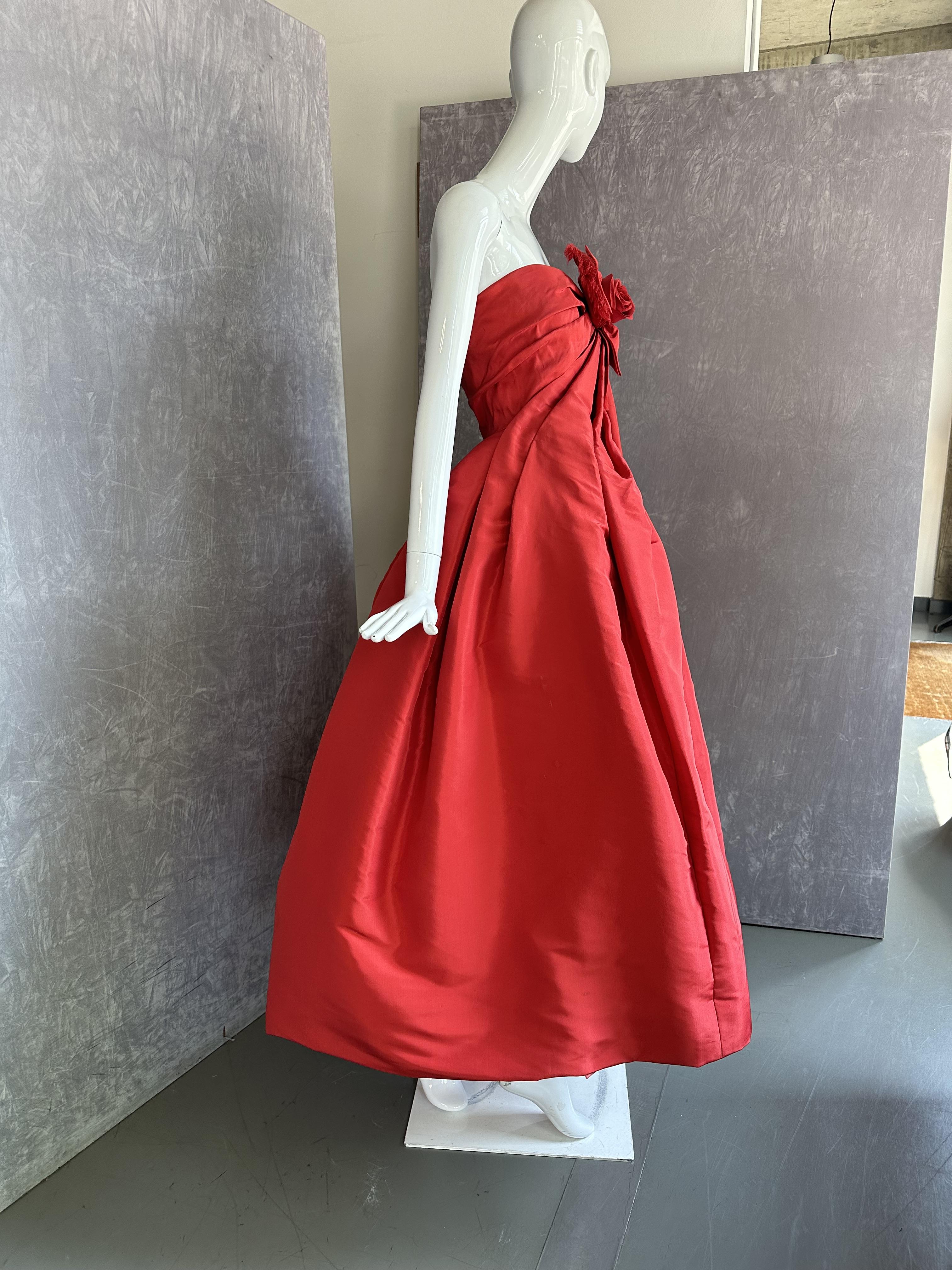 silk long dresses Elegant Silk Long Sleeve Dress EU36 / Red