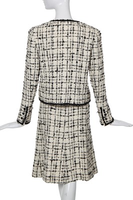 Lot 4 - A Chanel black and white bouclé tweed suit, Cruise collection 2003