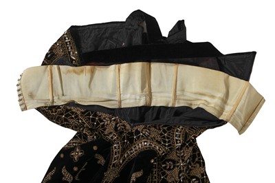 Lot 123 - A Jeanne Lanvin by Antonio Castillo haute couture evening dress, Autumn-Winter 1956-57