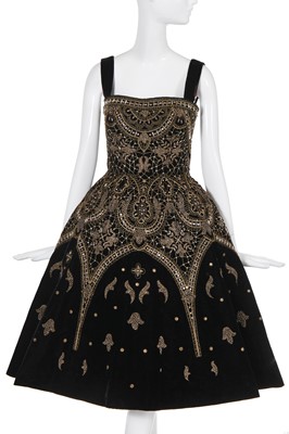 Lot 123 - A Jeanne Lanvin by Antonio Castillo haute couture evening dress, Autumn-Winter 1956-57
