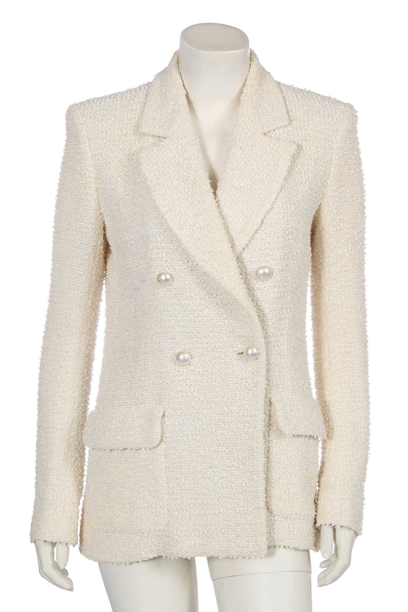 Lot 8 - A Chanel white tufted bouclé tweed double-breasted jacket, Cruise 2019