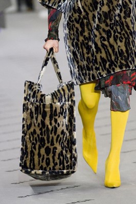 Lot 48 - A pair of Balenciaga by Demna Gvasalia yellow 'knife' sock boots, Autumn-Winter 2017-18