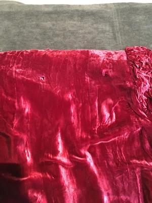 Lot 452 - An Elizabeth Handley Seymour burgundy velvet opera coat, circa 1935