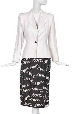 Lot 397 - A Hubert de Givenchy haute couture summer ensemble, Spring-Summer 1979