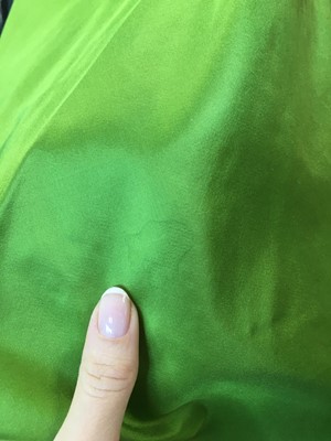 Lot 369 - An Oscar de la Renta green silk ensemble, Spring-Summer 1999