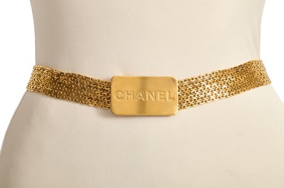 Lot 30 - A Chanel by Karl Lagerfeld gilt chain belt, Autumn-Winter 1995-96