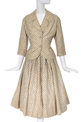 Lot 459 - A Christian Dior haute couture printed cream wool suit, Spring-Summer 1953