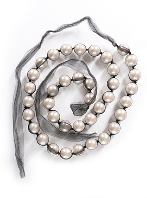 Lot 42 - Louise Wilson's Lanvin parure, modern,...
