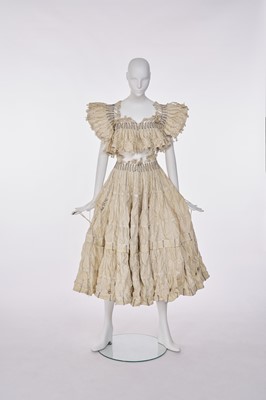 Lot 68 - A Norma Kamali ivory cotton parachute ensemble, Autumn-Winter 1977-78