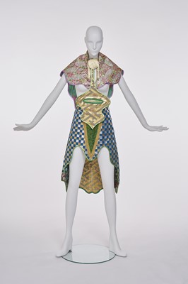 Lot 94 - A rare Kaisik Wong orientalist ensemble, 1970s