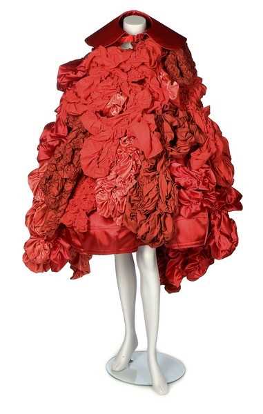 Lot 340 - A Comme des Garçons show-piece 'Roses & Blood'...