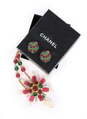 Lot 49 - A Chanel sautoir, probably Gripoix, 1993,...