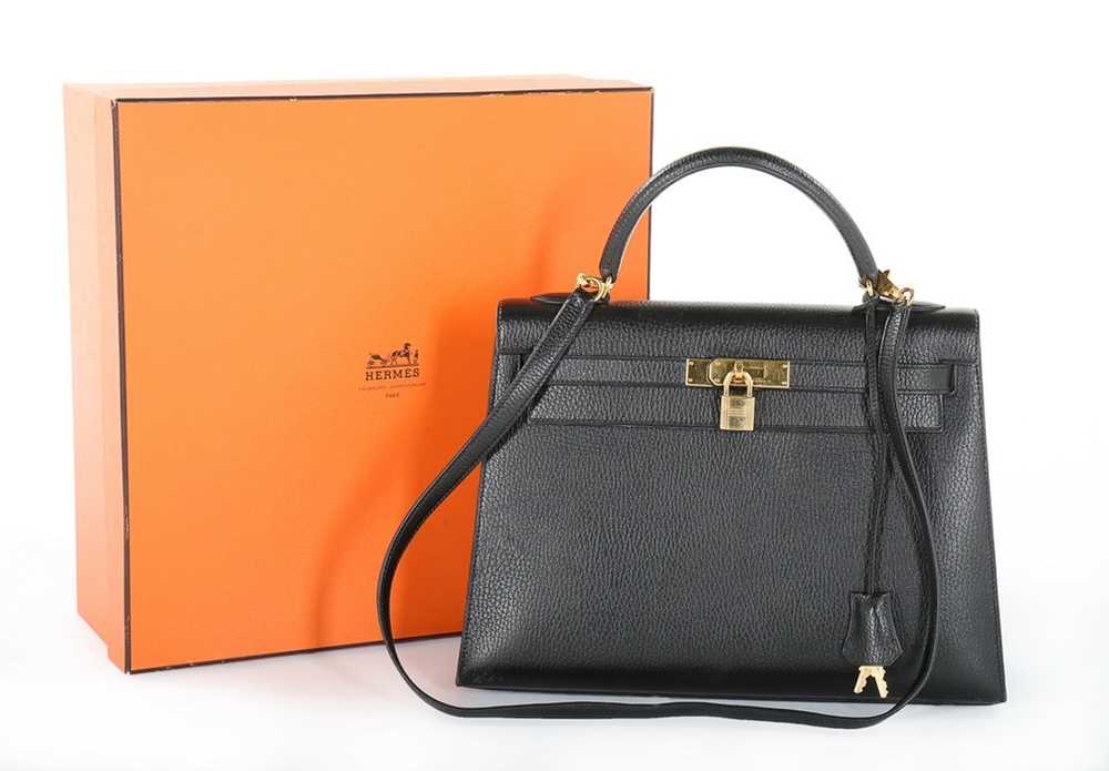 Lot 9 - An Hermès black Fjord leather Kelly bag, 1995,...