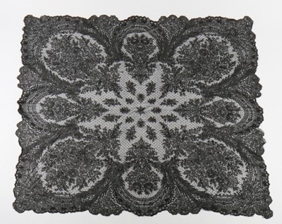 Lot 404 - A large group of imitation black Chantilly...