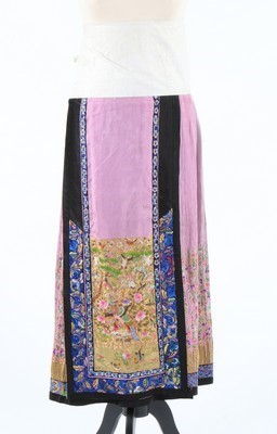Lot 486 - A lady's embroidered mauve silk lantern...