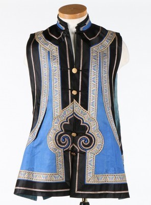Lot 498 - A blue silk waistcoat (xiapei), circa 1900,...