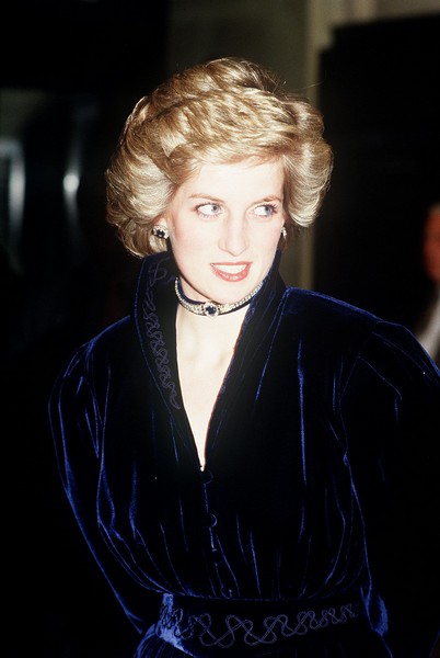 Lot 238 - Princess Diana's Katherine Cusack evening